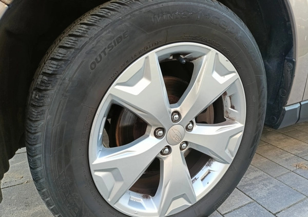 Subaru Forester cena 50900 przebieg: 148000, rok produkcji 2015 z Warszawa małe 172